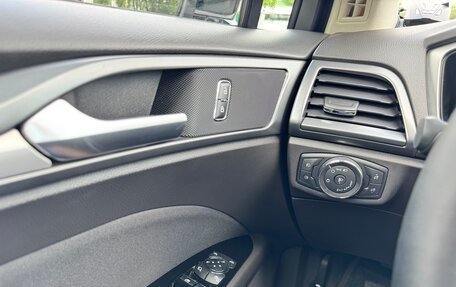Ford Mondeo V, 2018 год, 1 980 000 рублей, 19 фотография
