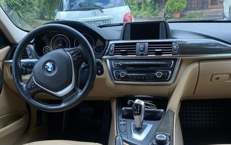 BMW 3 серия, 2012 год, 1 700 000 рублей, 3 фотография