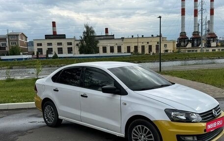 Volkswagen Polo VI (EU Market), 2016 год, 500 000 рублей, 3 фотография