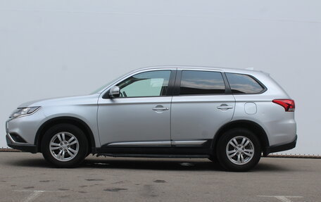 Mitsubishi Outlander III рестайлинг 3, 2018 год, 1 830 000 рублей, 8 фотография