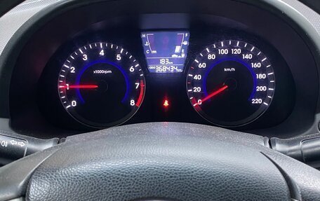 Hyundai Solaris II рестайлинг, 2012 год, 650 000 рублей, 8 фотография