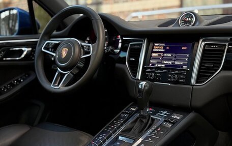 Porsche Macan I рестайлинг, 2015 год, 3 150 000 рублей, 15 фотография