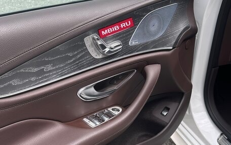 Mercedes-Benz CLS, 2019 год, 6 150 000 рублей, 10 фотография
