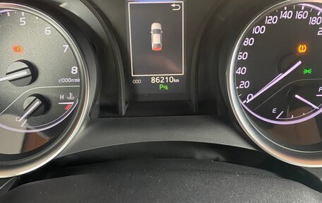 Toyota Camry, 2018 год, 2 380 000 рублей, 7 фотография