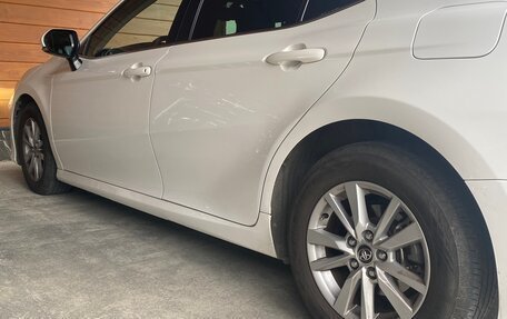 Toyota Camry, 2018 год, 2 380 000 рублей, 6 фотография