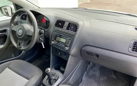 Volkswagen Polo VI (EU Market), 2011 год, 619 000 рублей, 8 фотография