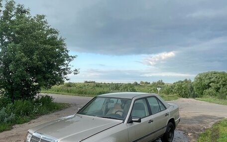 Mercedes-Benz W124, 1988 год, 250 000 рублей, 2 фотография