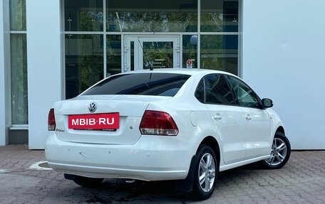 Volkswagen Polo VI (EU Market), 2011 год, 619 000 рублей, 2 фотография