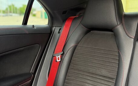 Mercedes-Benz CLA AMG, 2017 год, 2 950 000 рублей, 13 фотография