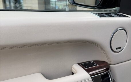 Land Rover Range Rover IV рестайлинг, 2014 год, 3 100 000 рублей, 16 фотография