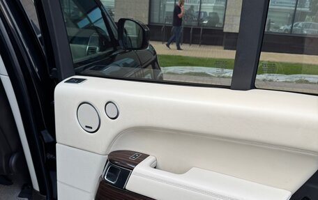 Land Rover Range Rover IV рестайлинг, 2014 год, 3 100 000 рублей, 17 фотография