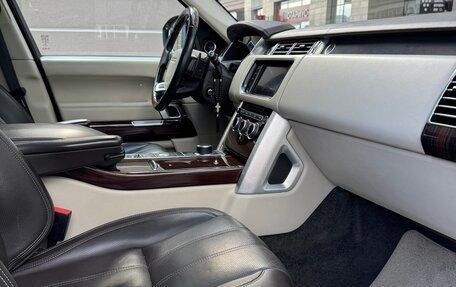 Land Rover Range Rover IV рестайлинг, 2014 год, 3 100 000 рублей, 13 фотография