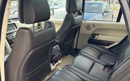 Land Rover Range Rover IV рестайлинг, 2014 год, 3 100 000 рублей, 19 фотография