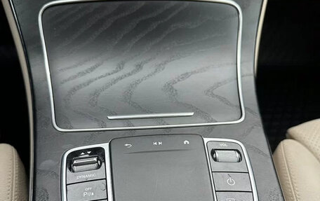 Mercedes-Benz GLC, 2020 год, 3 500 000 рублей, 13 фотография