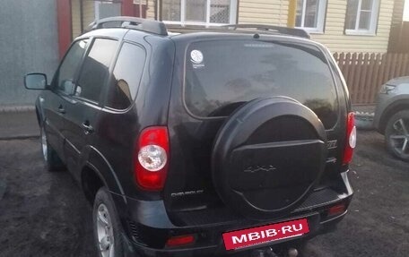 Chevrolet Niva I рестайлинг, 2018 год, 650 000 рублей, 7 фотография