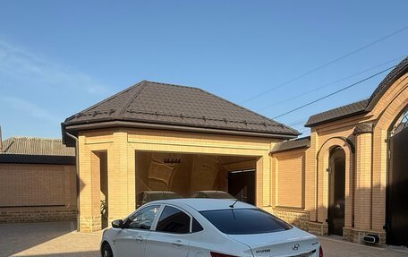 Hyundai Solaris II рестайлинг, 2013 год, 650 000 рублей, 3 фотография