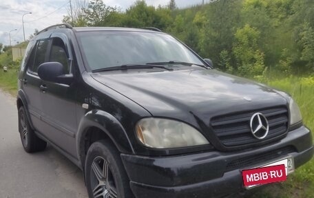 Mercedes-Benz M-Класс, 1998 год, 500 000 рублей, 2 фотография