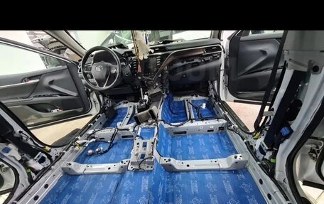 Toyota Camry, 2018 год, 3 100 000 рублей, 2 фотография