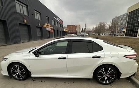 Toyota Camry, 2018 год, 3 100 000 рублей, 16 фотография