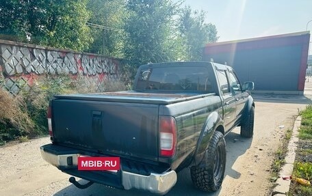 Nissan NP300, 2013 год, 1 170 000 рублей, 4 фотография
