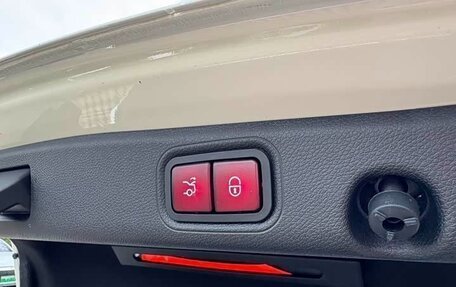 Mercedes-Benz E-Класс, 2021 год, 3 990 000 рублей, 16 фотография