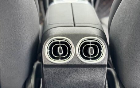 Mercedes-Benz C-Класс, 2022 год, 3 150 000 рублей, 11 фотография
