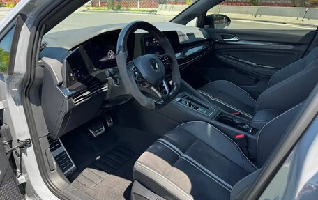 Volkswagen Golf VIII, 2021 год, 2 010 000 рублей, 11 фотография