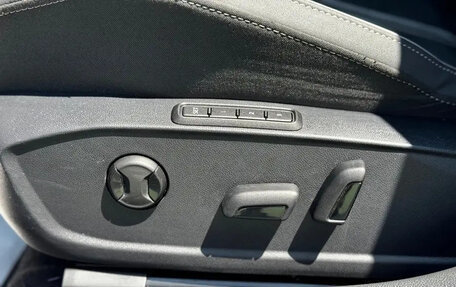 Volkswagen Golf VIII, 2021 год, 2 010 000 рублей, 14 фотография