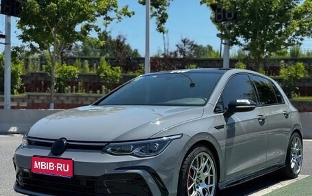 Volkswagen Golf VIII, 2021 год, 2 010 000 рублей, 1 фотография