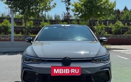 Volkswagen Golf VIII, 2021 год, 2 010 000 рублей, 2 фотография