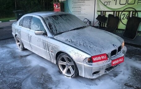 BMW 5 серия, 2003 год, 630 000 рублей, 1 фотография