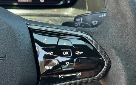 Volkswagen Golf VIII, 2021 год, 2 010 000 рублей, 17 фотография
