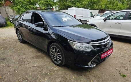 Toyota Camry, 2015 год, 2 000 000 рублей, 6 фотография