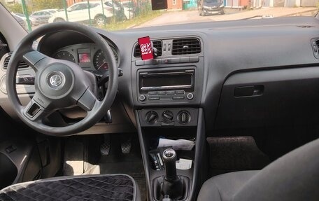 Volkswagen Polo VI (EU Market), 2012 год, 670 000 рублей, 12 фотография