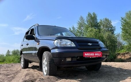 Chevrolet Niva I рестайлинг, 2004 год, 350 000 рублей, 2 фотография