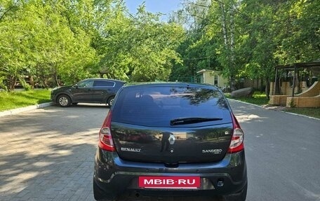 Renault Logan I, 2010 год, 580 000 рублей, 3 фотография