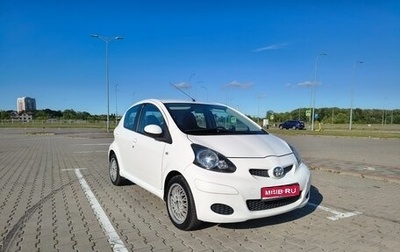 Toyota Aygo II, 2010 год, 600 000 рублей, 1 фотография