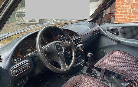 Chevrolet Niva I рестайлинг, 2004 год, 330 000 рублей, 5 фотография