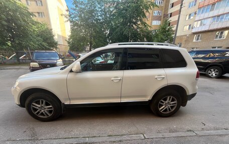 Volkswagen Touareg III, 2010 год, 1 300 000 рублей, 2 фотография