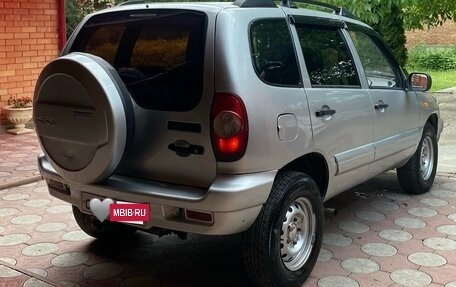 Chevrolet Niva I рестайлинг, 2004 год, 330 000 рублей, 4 фотография