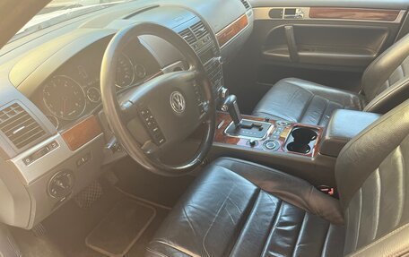 Volkswagen Touareg III, 2010 год, 1 300 000 рублей, 8 фотография