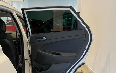 Hyundai Tucson III, 2018 год, 2 150 000 рублей, 10 фотография