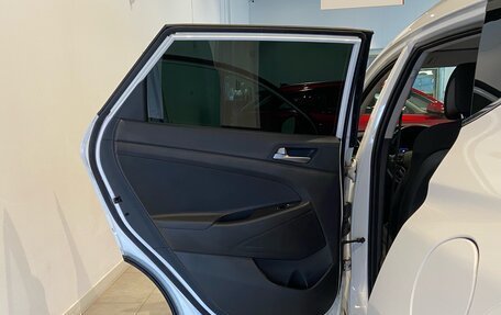 Hyundai Tucson III, 2018 год, 2 150 000 рублей, 13 фотография