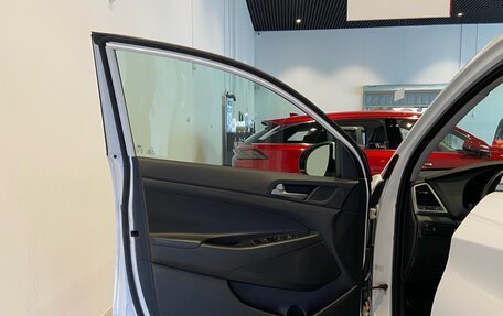 Hyundai Tucson III, 2018 год, 2 150 000 рублей, 15 фотография