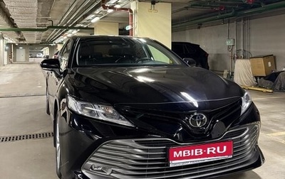 Toyota Camry, 2018 год, 2 600 000 рублей, 1 фотография