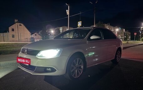 Volkswagen Jetta VI, 2014 год, 1 150 000 рублей, 26 фотография