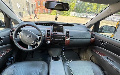 Toyota Prius, 2007 год, 580 000 рублей, 11 фотография
