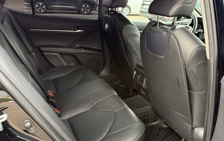 Toyota Camry, 2018 год, 2 600 000 рублей, 20 фотография