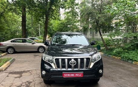Toyota Land Cruiser Prado 150 рестайлинг 2, 2016 год, 4 200 000 рублей, 1 фотография