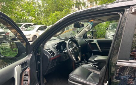 Toyota Land Cruiser Prado 150 рестайлинг 2, 2016 год, 4 200 000 рублей, 8 фотография